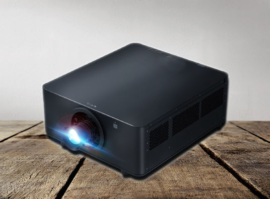 Dobra cena. RGB Laser Led DLP Duże projektory laserowe 4K Zwiększenie 2716x1528 ODM w Internecie